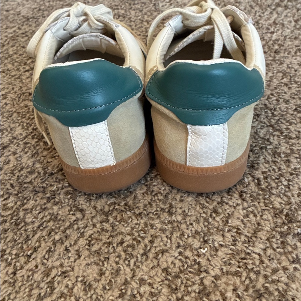 Dolce Vita Beige & Green Women’s Retro Sneakers SZ 7.5M see last picture - Picture 2 of 9